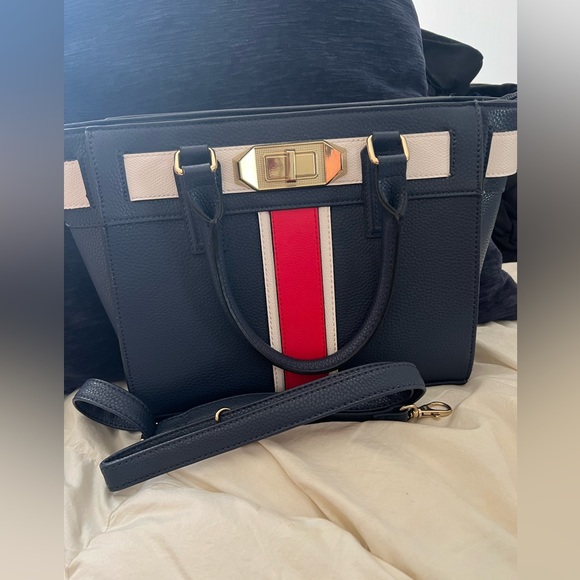 BUNDLE OF THREE ALDO PURSES - Picture 2 of 7